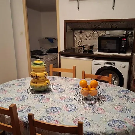 F1 Climatise Avec Terrasse, Parking - 5 Pers. - Fr-1-696-157 Apartamento Canet-en-Roussillon